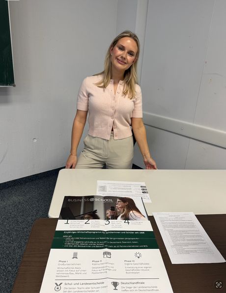 Antonia preparing a workshop